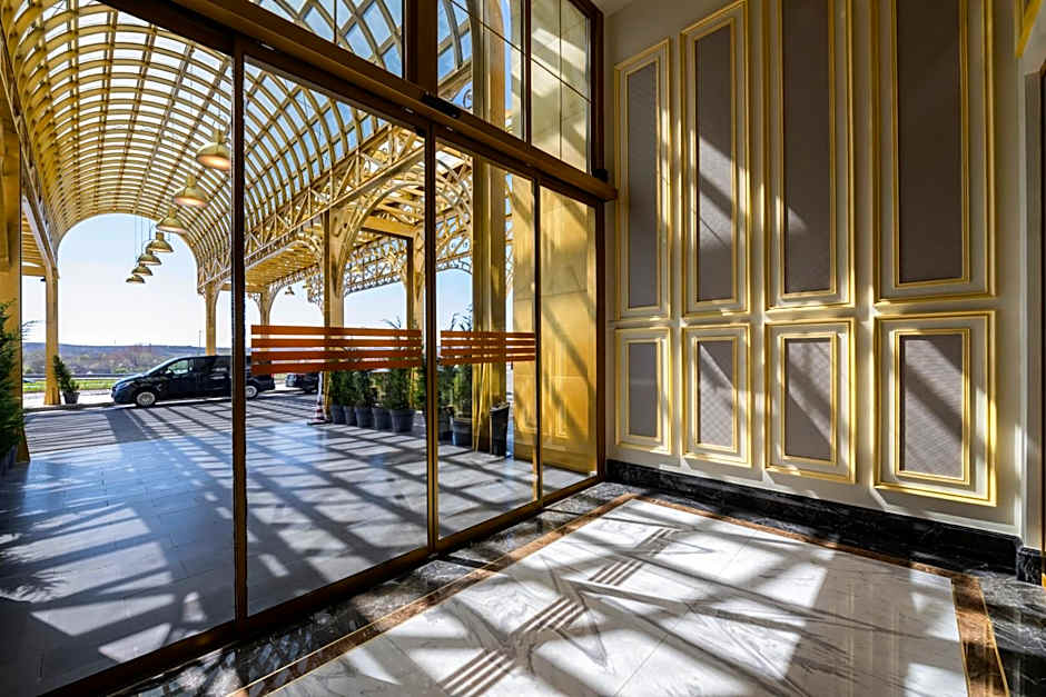 GoldenEye Hotel & Casino