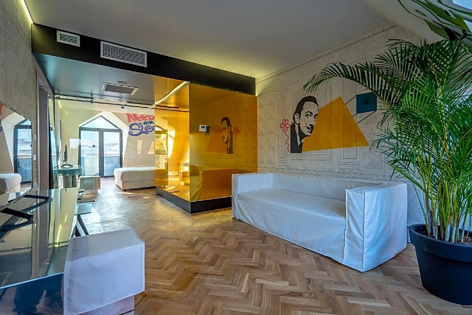 Photo 1 of 50 of Platforma Design Hotel