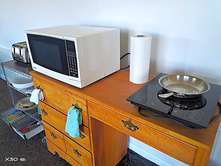 1 bedroom lake Mountain view