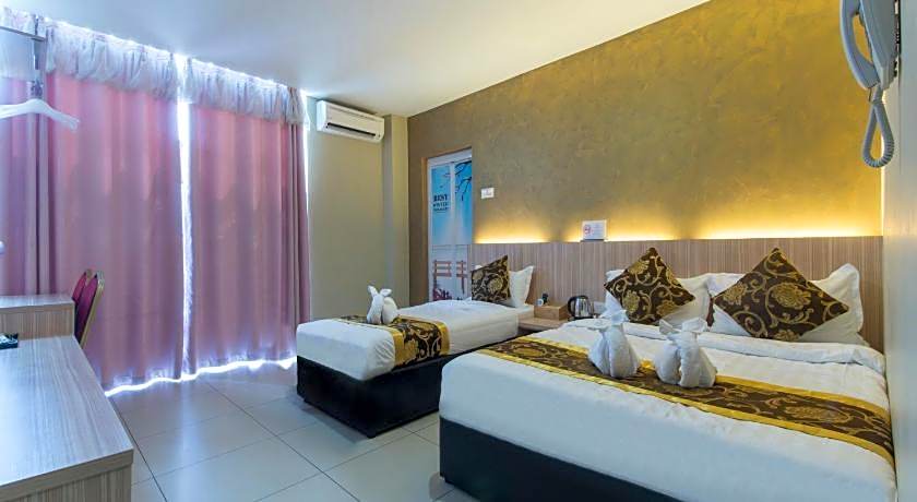 Top Garden Hotel
