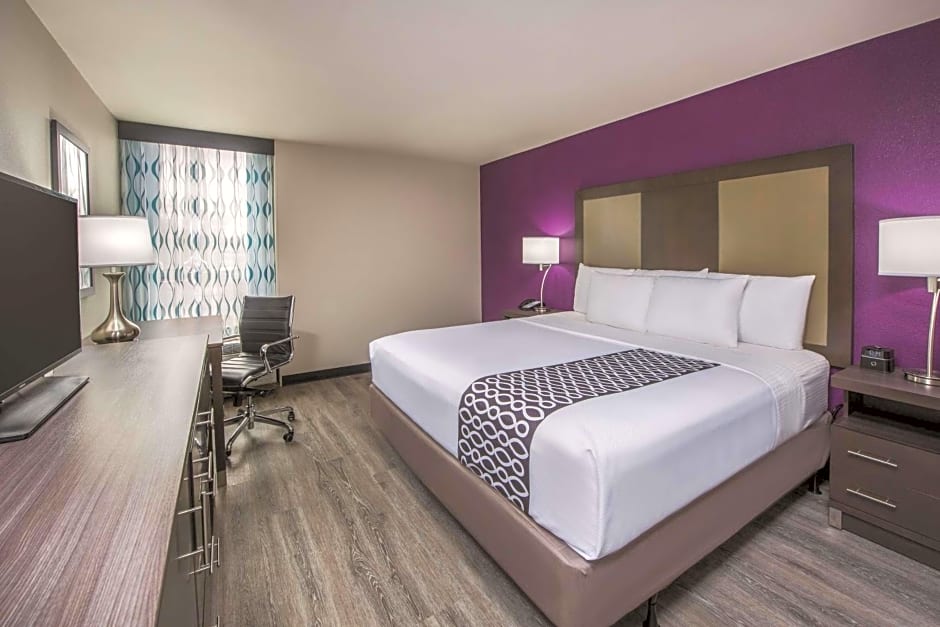 La Quinta Inn & Suites by Wyndham Festus - St. Louis South