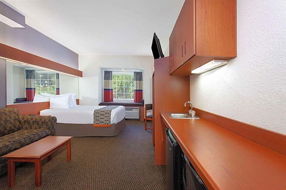 Microtel Inn & Suites By Wyndham Lady Lake/The Villages