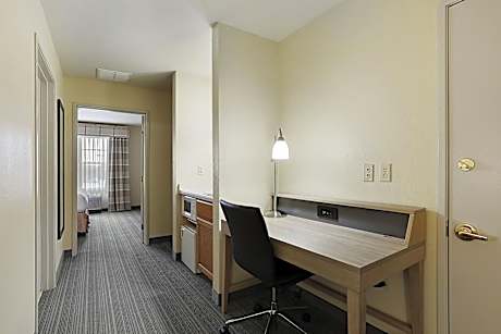 King Suite with Sofa Bed - Non-Smoking