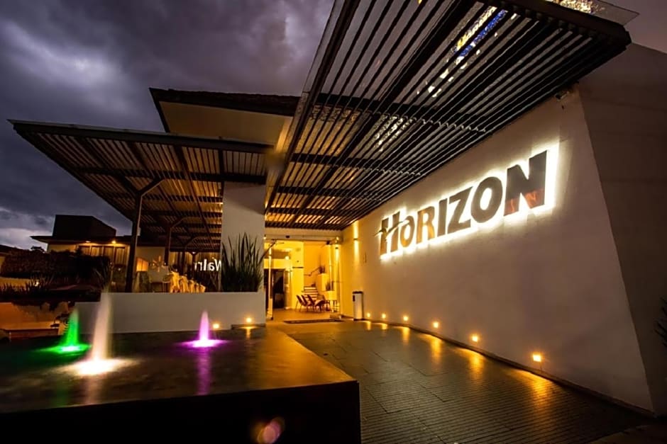Hotel Horizon & Convention Center
