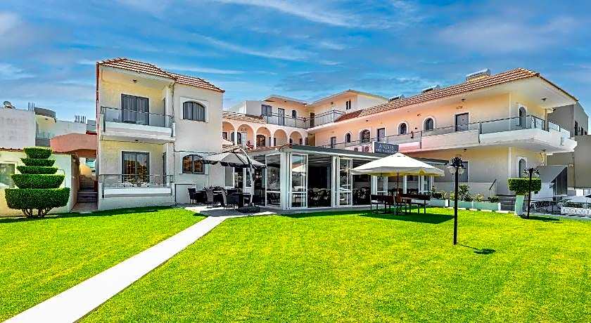 Anixis Hotel & Apartments