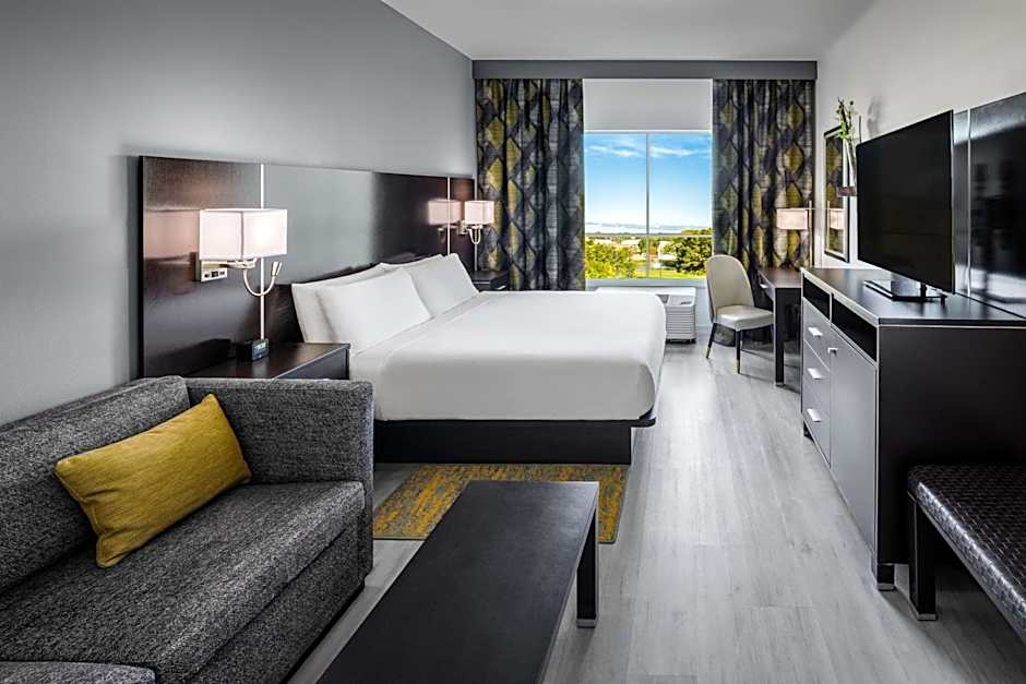 DoubleTree by Hilton Sarasota Bradenton Airport