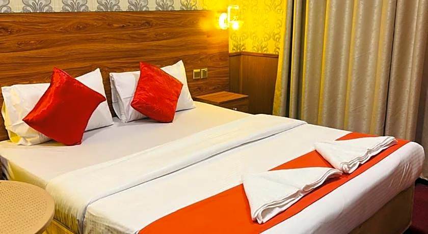 OYO 271 Parasol Hotel