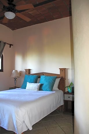 Queen Room with Sea View