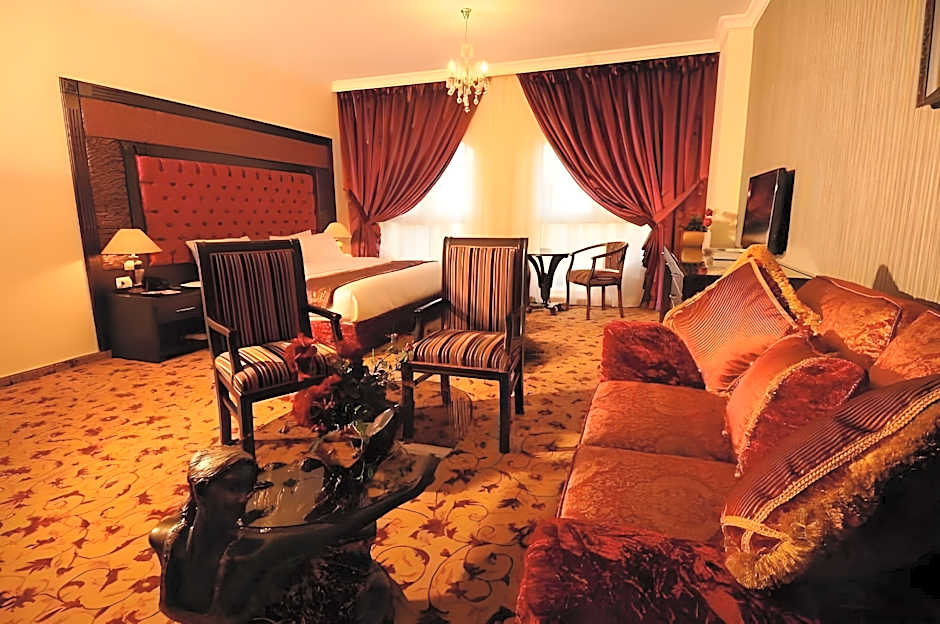 Queens Suite Hotel