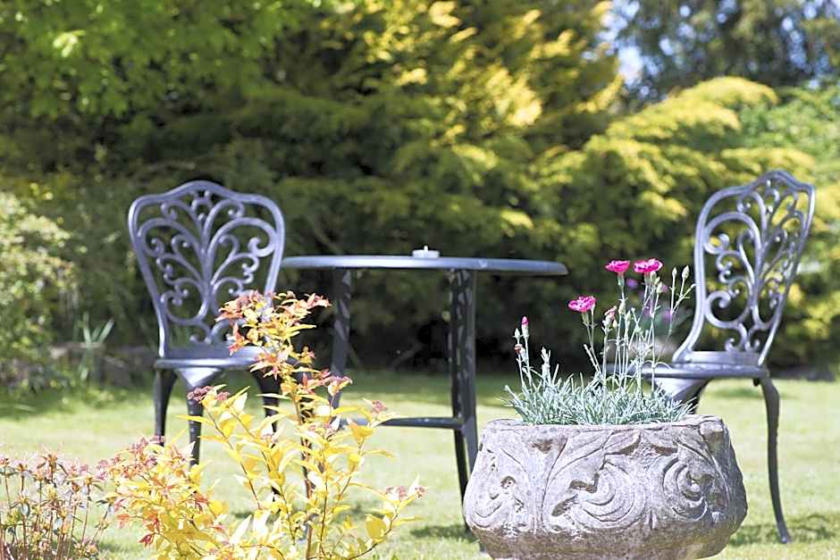 Woodlands Lodge Hotel