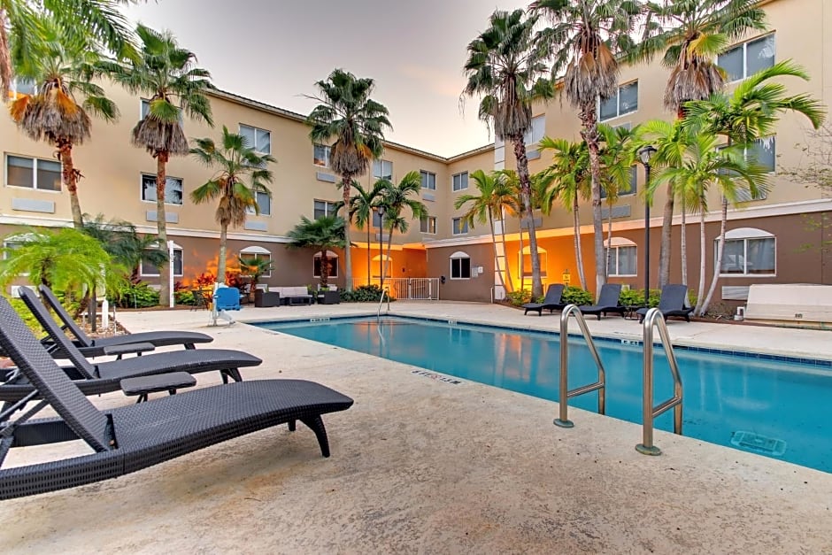 Holiday Inn Express West Palm Beach Metrocentre