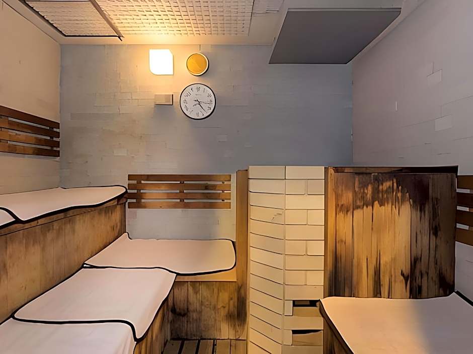 Izu-Kogen Wan Wan Paradise Condominium