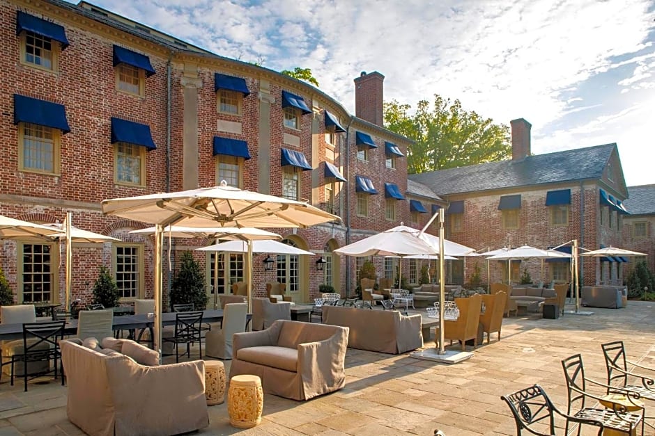 Williamsburg Inn, an official Colonial Williamsburg Hotel