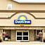 Days Inn by Wyndham Chetwynd