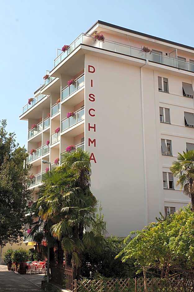 Hotel Dischma - FREE BUS AND TRAIN TICKET