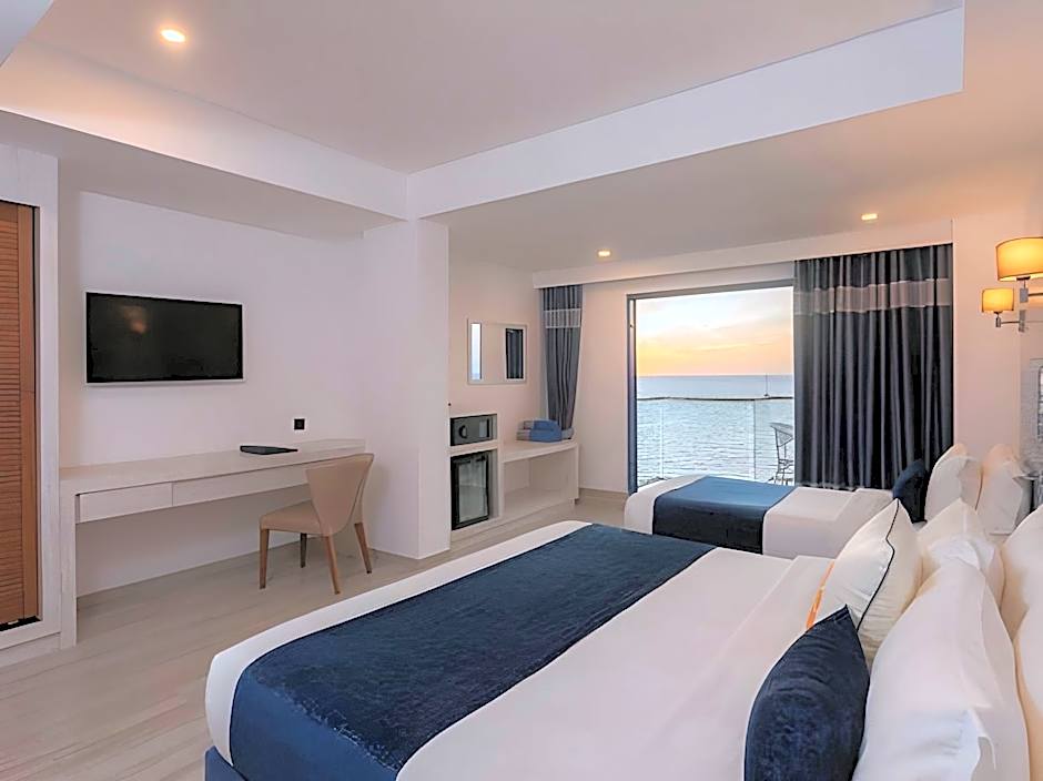 Kaani Palm Beach at Maafushi