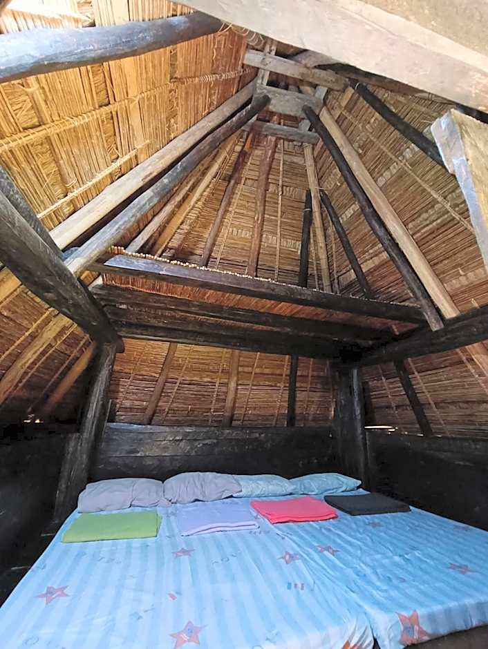 Hiwang Native House Inn & Viewdeck