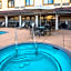 Courtyard by Marriott Houston Rice University