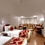 Kohinoor Continental, Near International Airport
