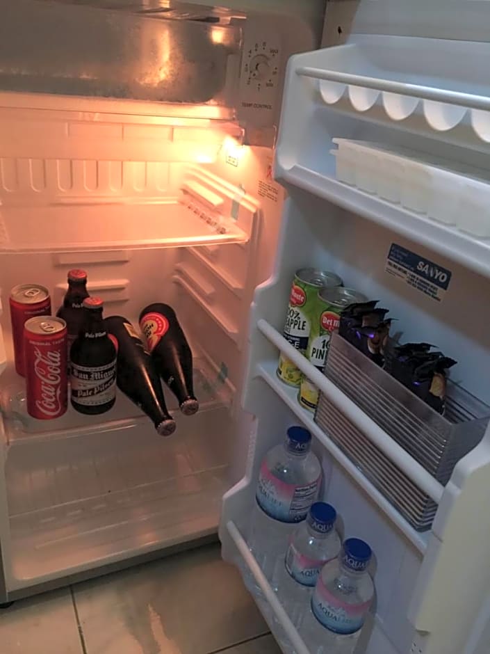 Las Pinas Serviced Apartment