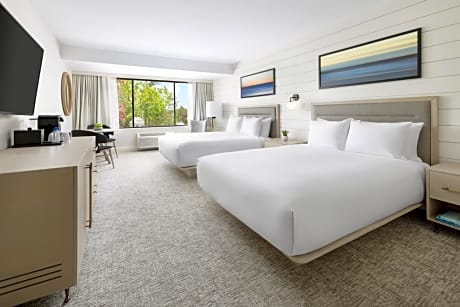 Deluxe Room 2 Queen Beds