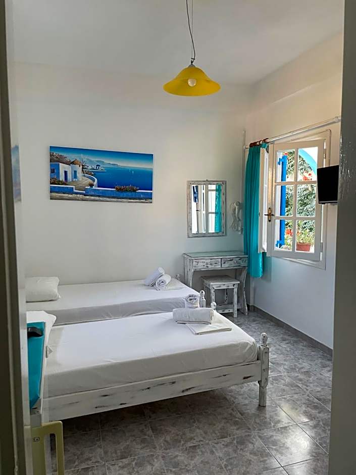 Anna Maria Rooms Santorini