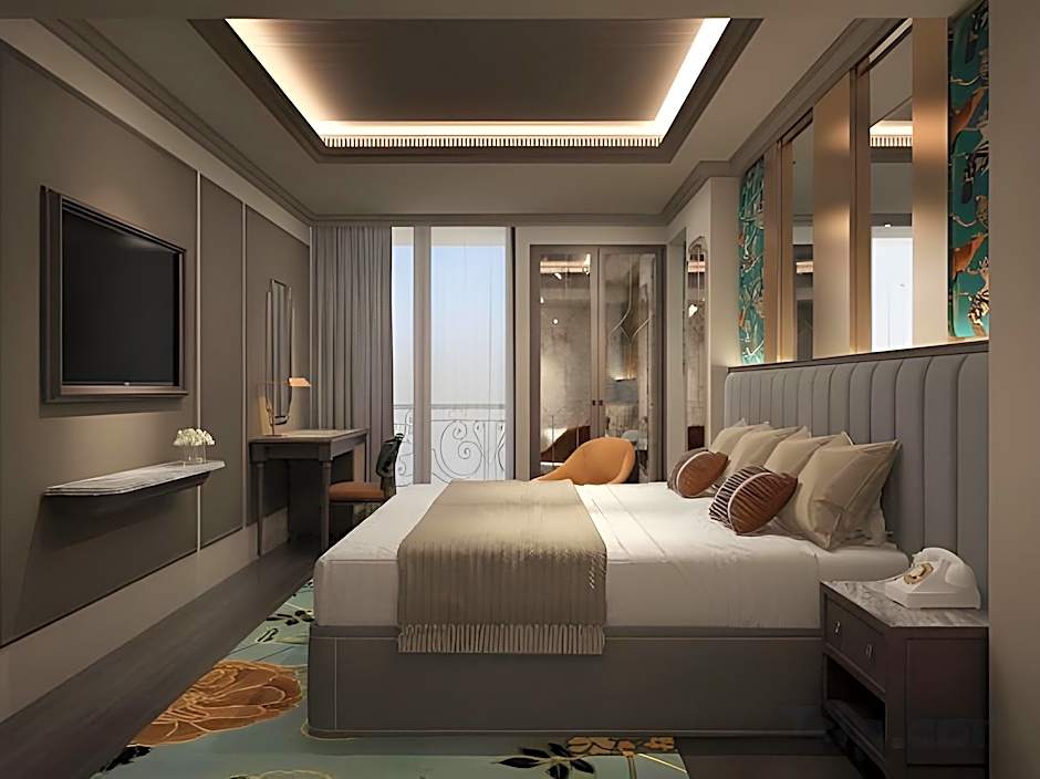 Peridot Gallery Classic Hotel