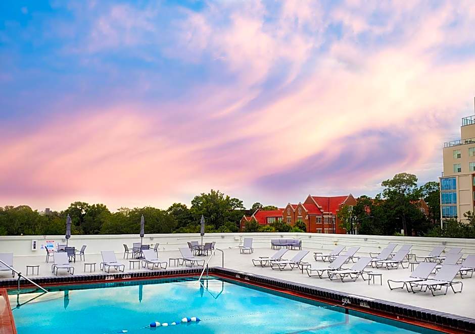 Holiday Inn Gainesville-University Center By IHG