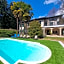 Villa Sofia luxury home between Como and MIlano