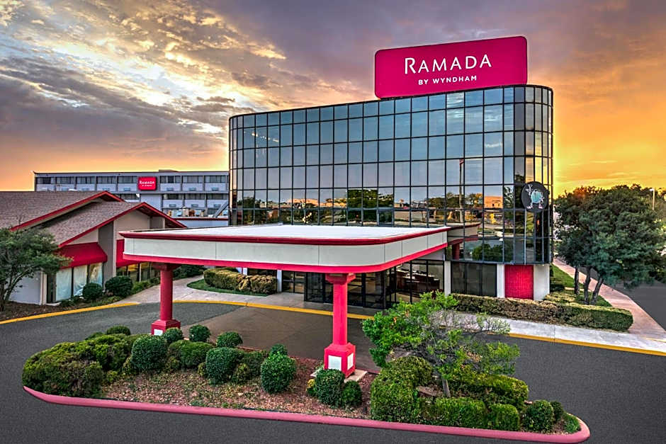 Ramada by Wyndham Tulsa Broken Arrow