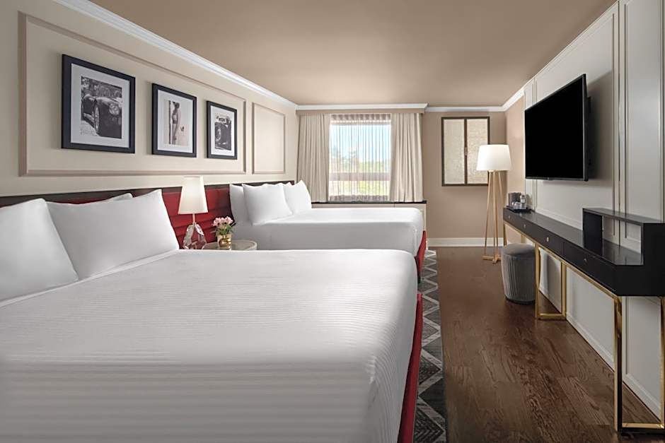 The Drake Oak Brook, Autograph Hotels