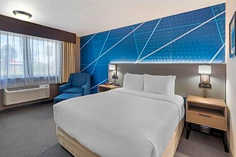 Queen Room - Non-Smoking