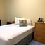 Travelodge by Wyndham Panama City Beach / Beachfront