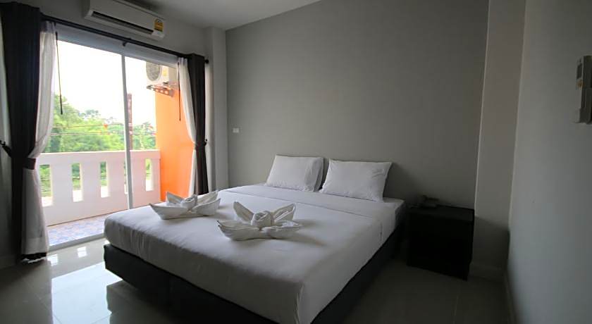 Karon Sea Side Hotel