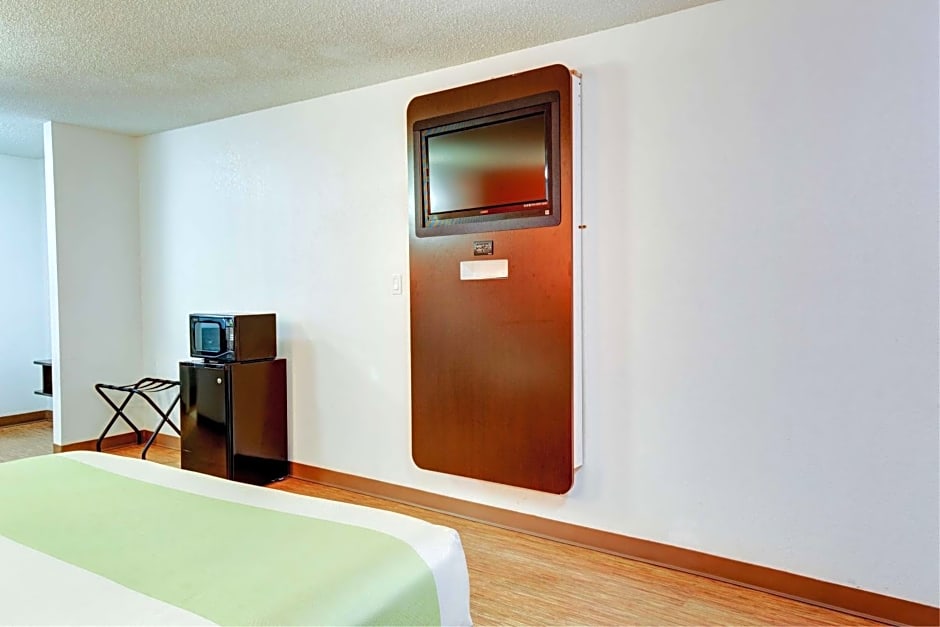 Motel 6 Houston Hobby