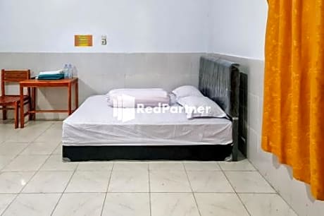Penginapan B'nusabila Majene RedPartner