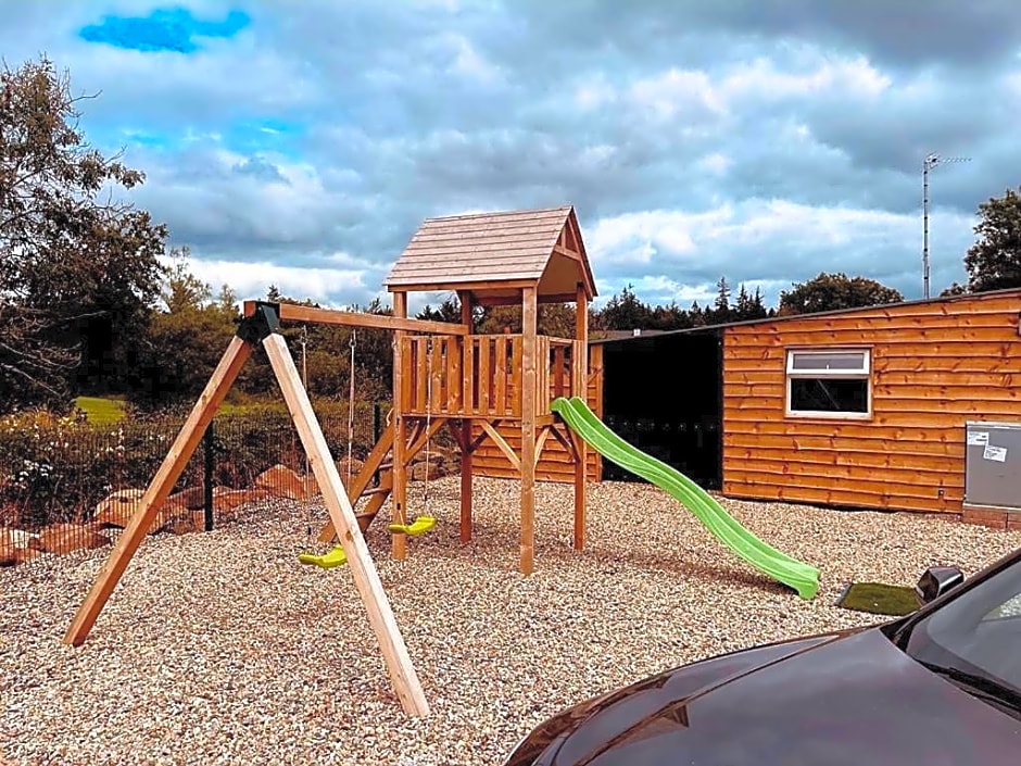 Walsh's Mill Lodges & Linen House