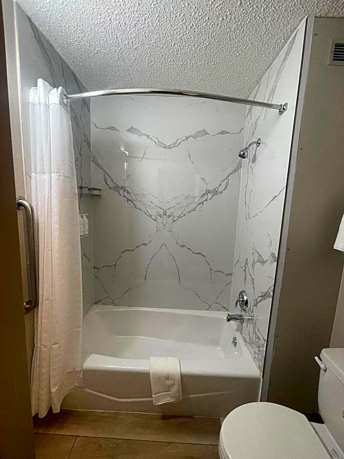 Days Inn by Wyndham Mandan Bismarck Area