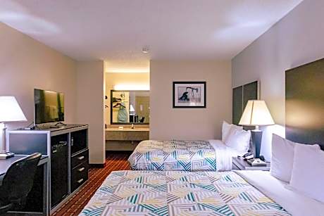 2 Full Beds | Non-Smoking, Micfridge