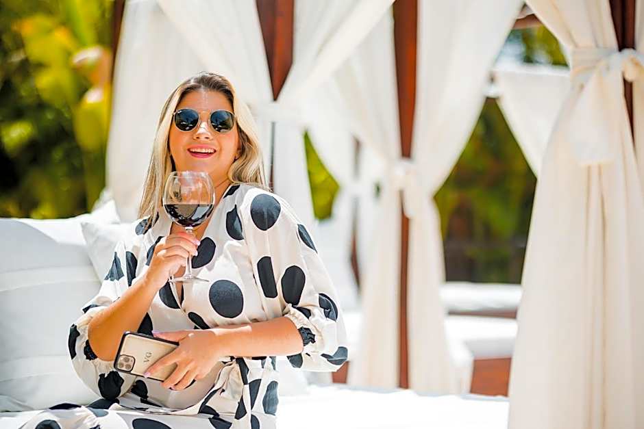 Hodelpa Garden Court