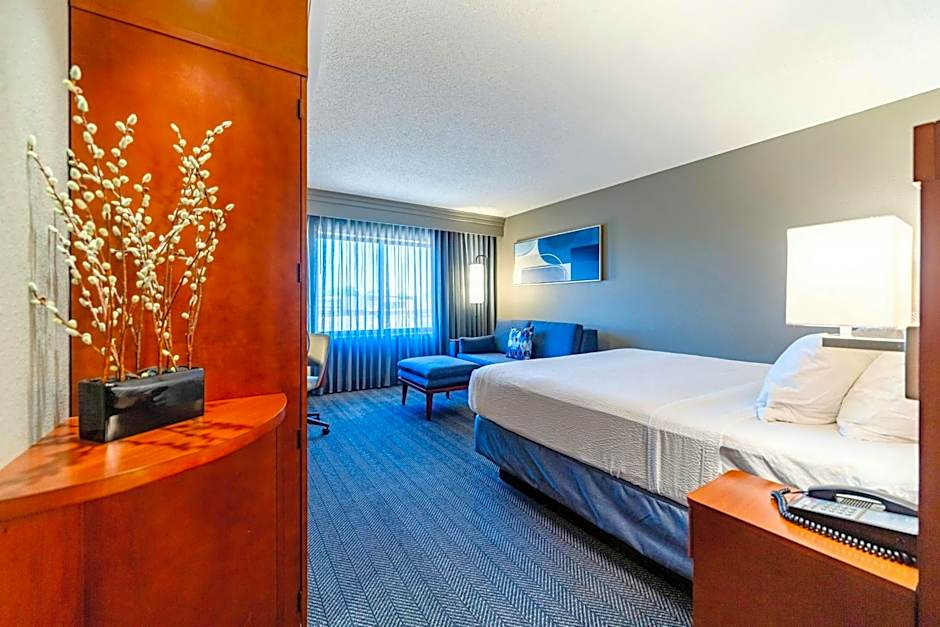 Courtyard by Marriott Biloxi North/D'Iberville