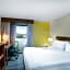 Holiday Inn Express Hotel & Suites King Of Prussia