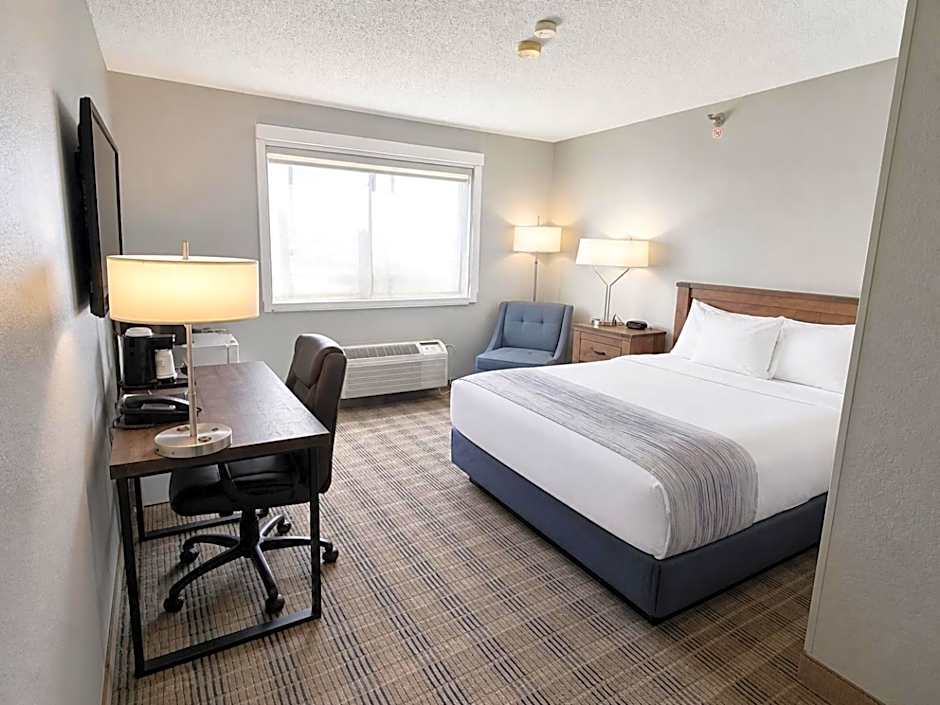 AmericInn by Wyndham Minot