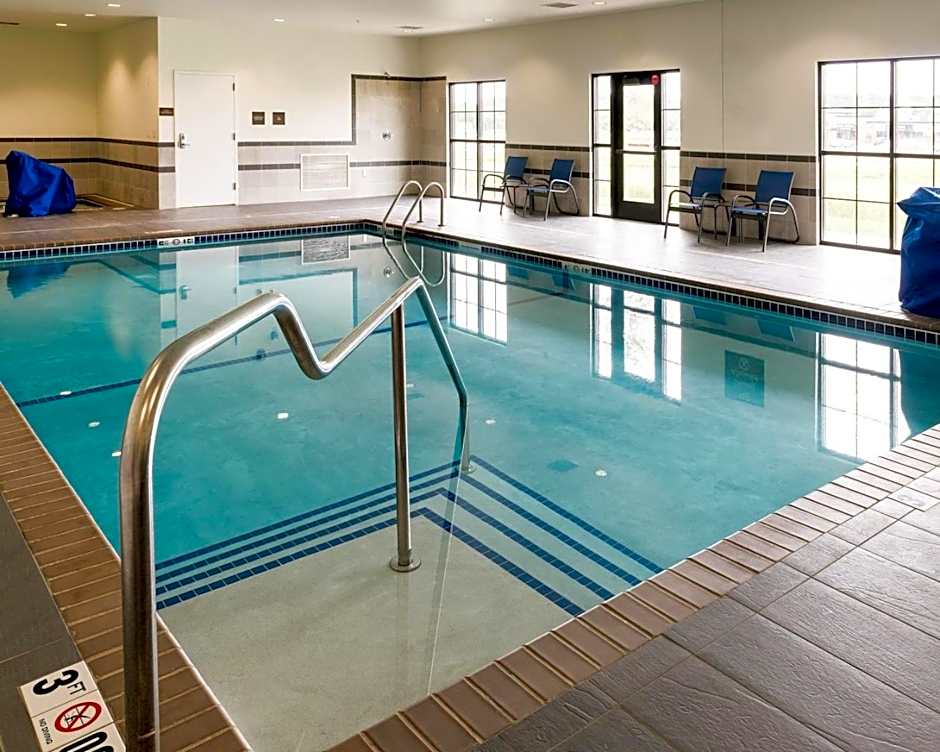 Comfort Inn & Suites West - Medical Center