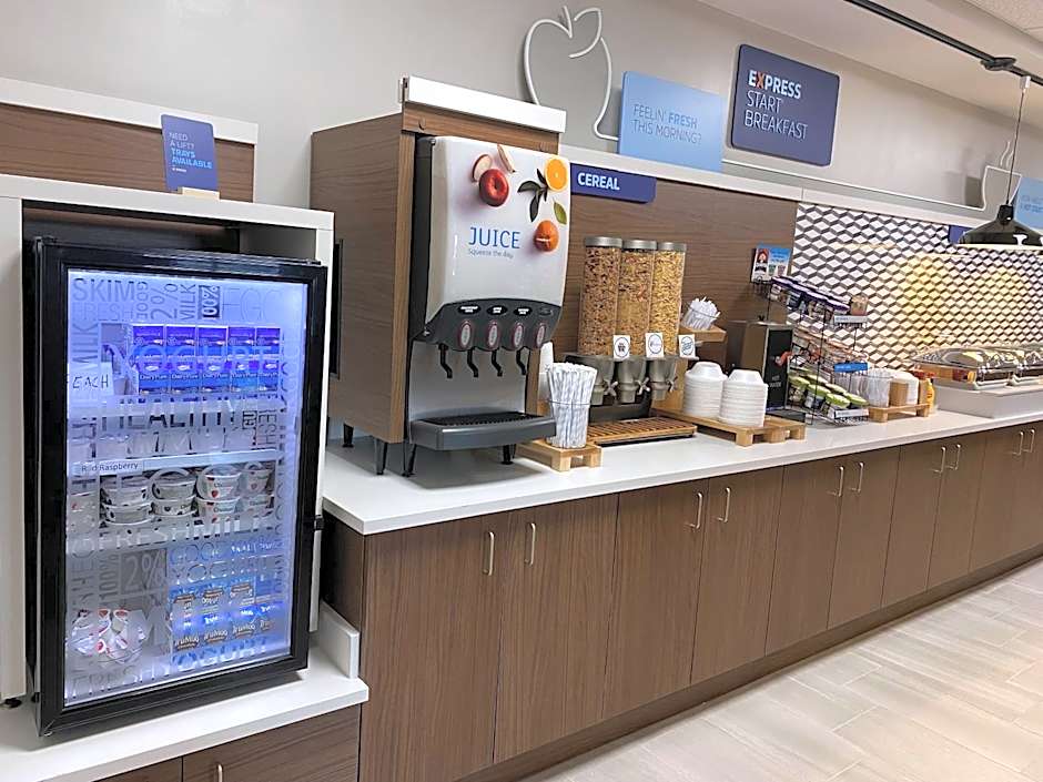 Holiday Inn Express Plymouth By IHG