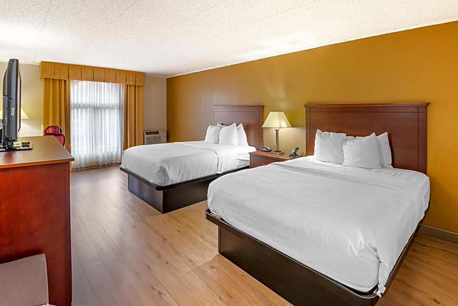 Best Western Plus Governor's Inn