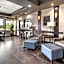 Best Western Plus Chocolate Lake Hotel