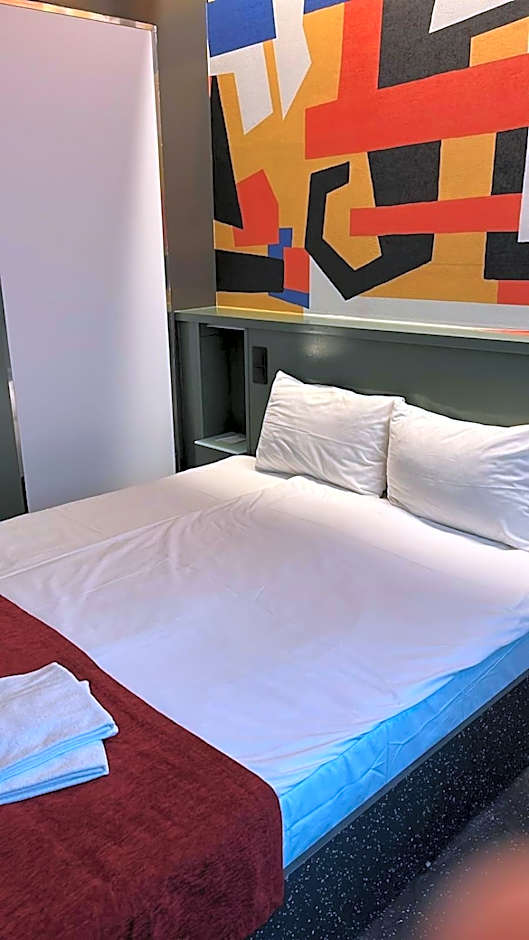 Royal Park Boutique Hotel