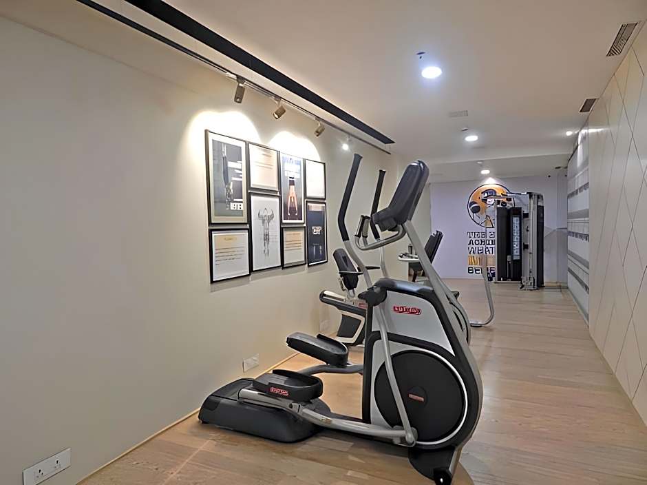 Mirage Hotel, Mumbai International Airport