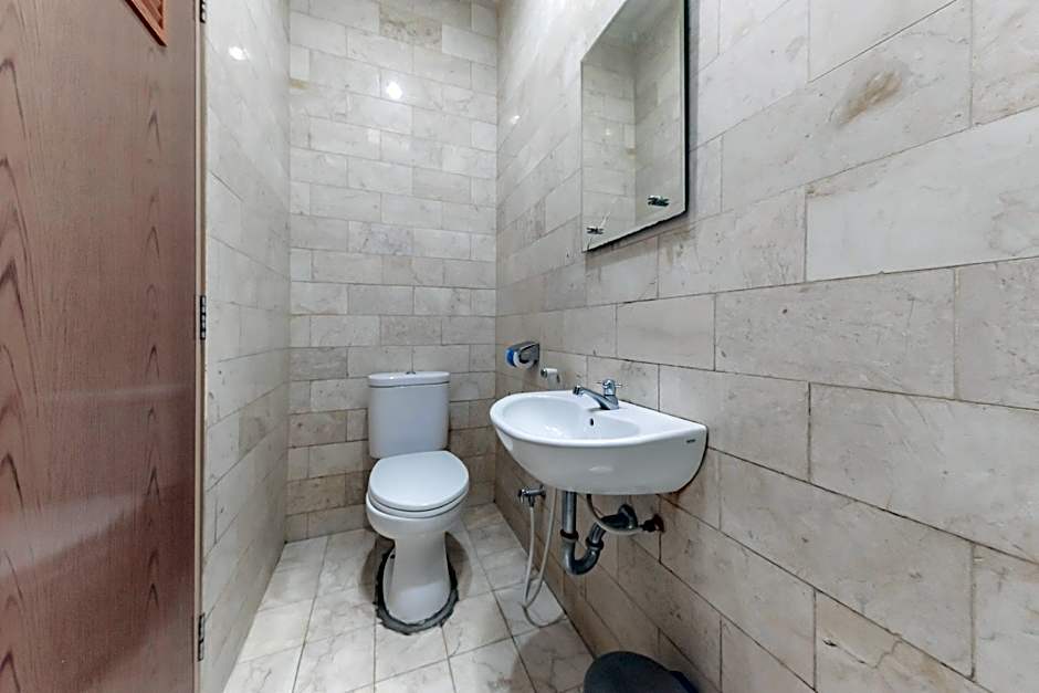 RedDoorz @ Jalan R.E. Martadinata Sukabumi